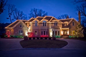PRIMG LT Holiday Lights House